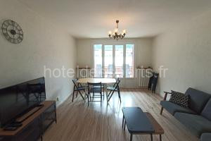 75m apartment in Saint-Jean-de-Maurienne à Saint-Jean-de-Maurienne